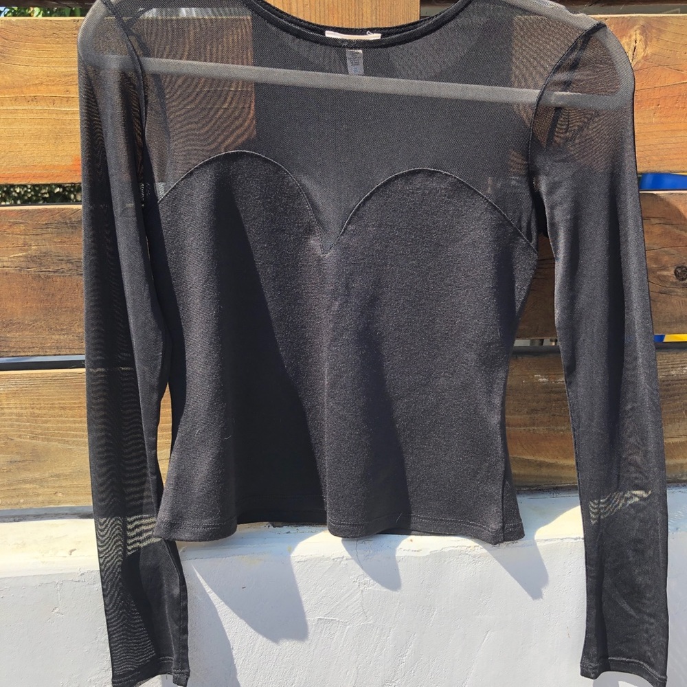 UO Black Mesh Longsleeve sz M